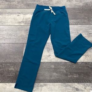 Figs Kade Cargo Scrub Pant